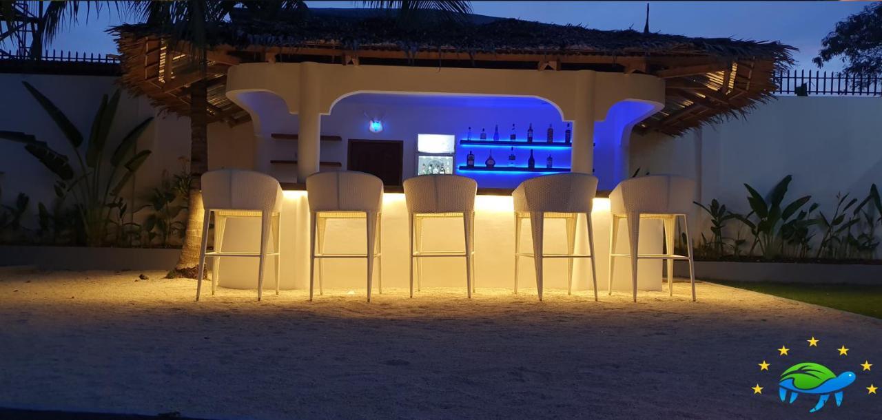 Pawikan Boutique Hotel Moalboal Ngoại thất bức ảnh