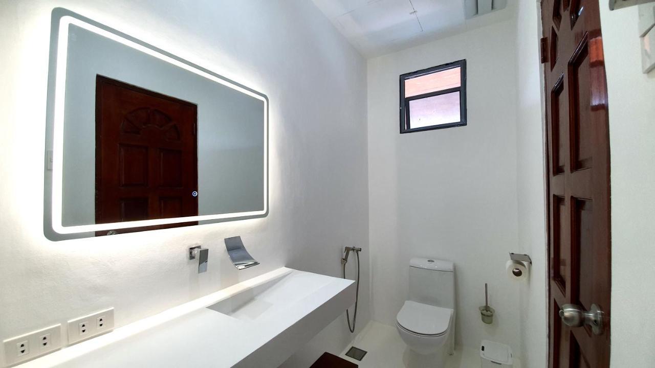 Pawikan Boutique Hotel Moalboal Ngoại thất bức ảnh