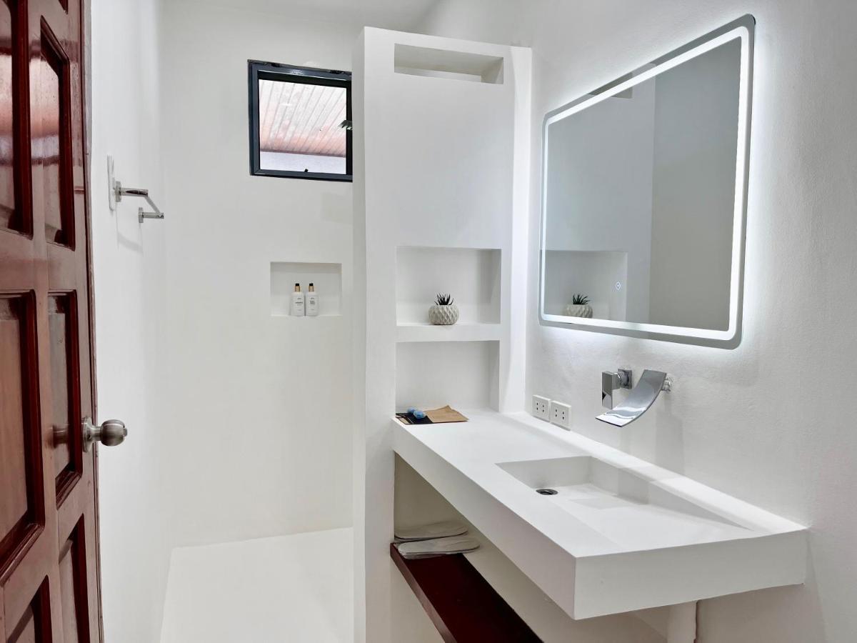 Pawikan Boutique Hotel Moalboal Ngoại thất bức ảnh